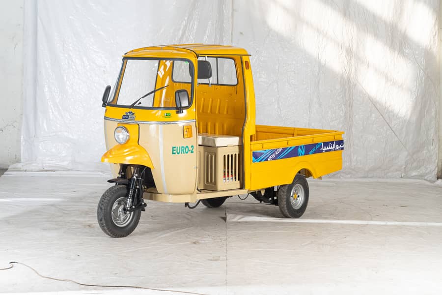 New asia rickshaw loader price 390000 200cc 1