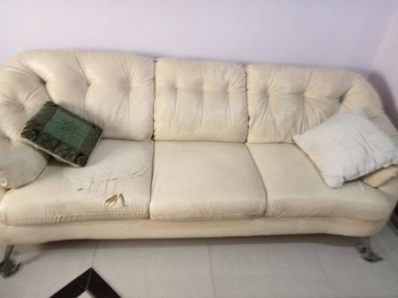 sofa set for sell in good codition 1