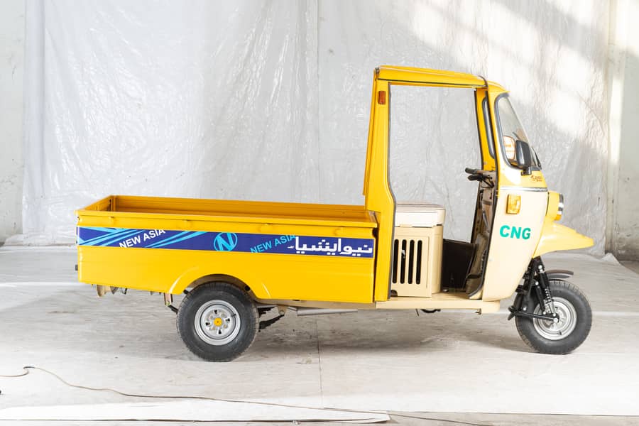 New asia rickshaw loader price 390000 200cc 6