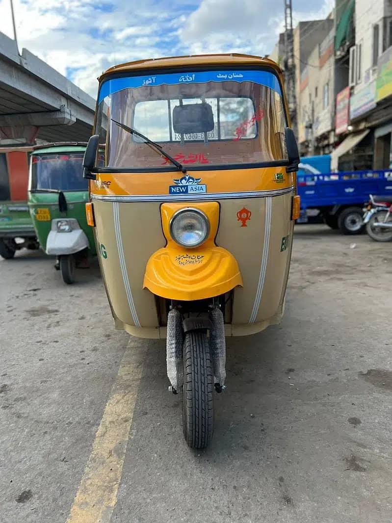 New asia rickshaw loader price 390000 200cc 1