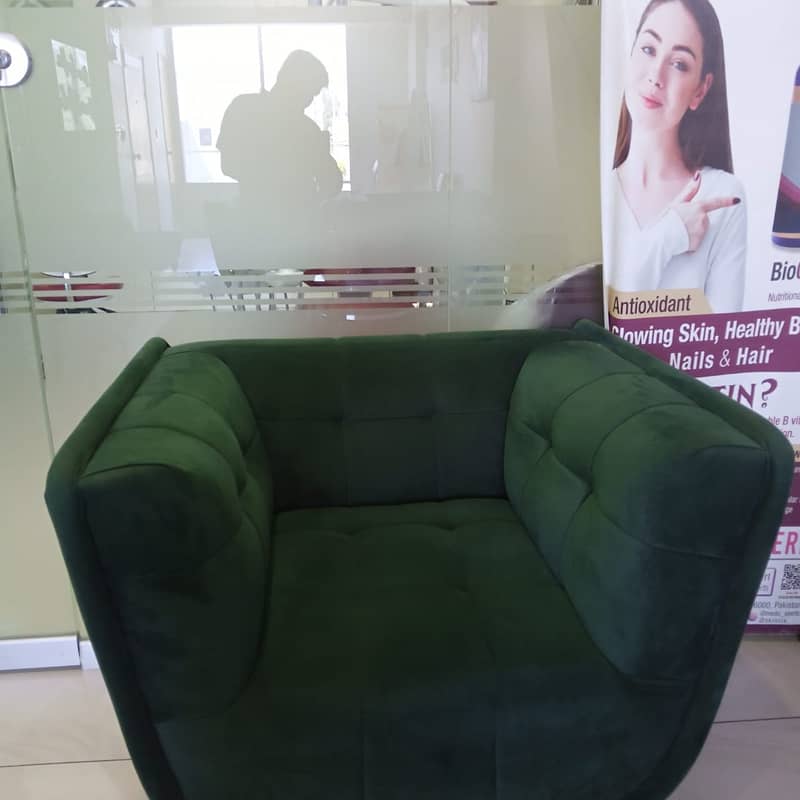 5 single seater sofa for sale 3