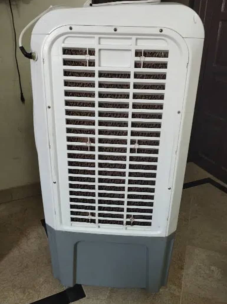 Selling Super Asia Room Cooler (Almost New) 4