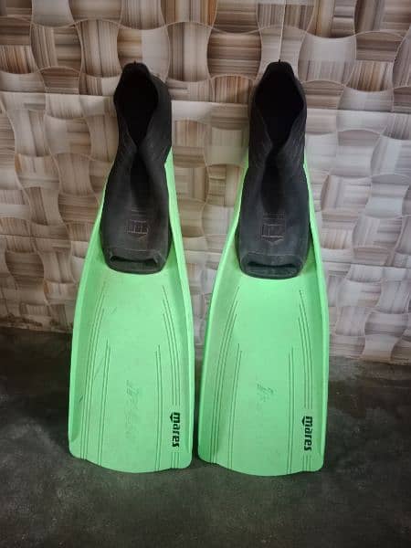 swimming fins made in Italy 3