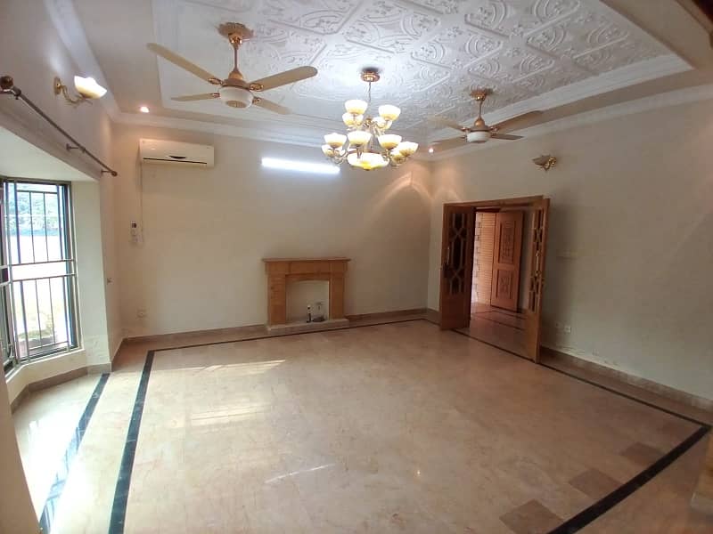 beautiful unfurnished Ground portion with big garden and ample parking 4