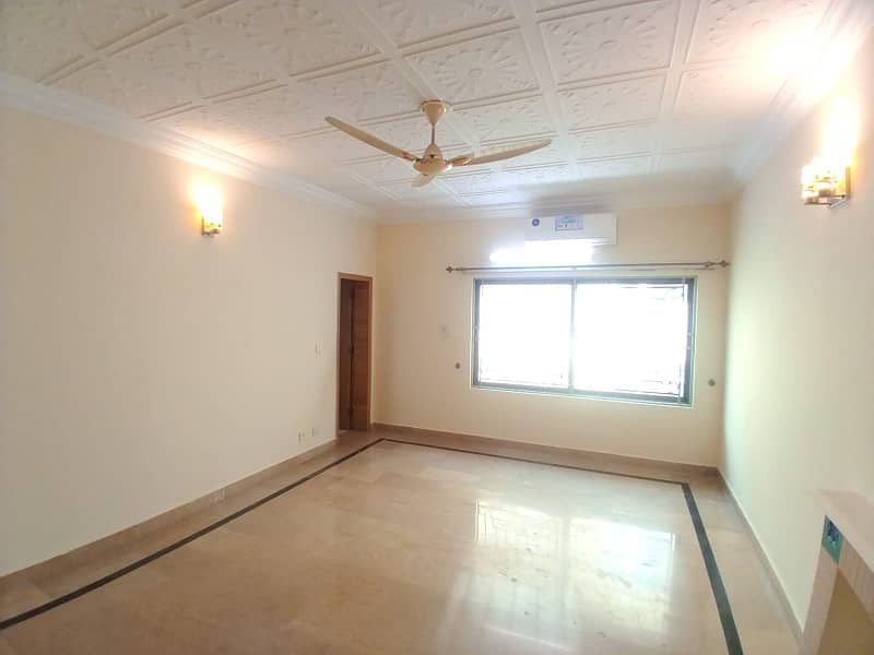 beautiful unfurnished Ground portion with big garden and ample parking 6