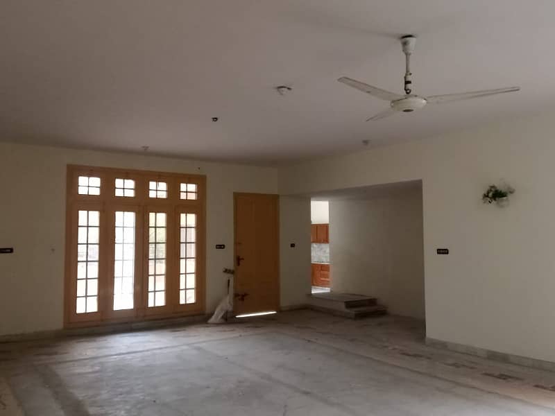 30 Marla Building For Rent At Khayaban Colony For School, Academy And Software House 18