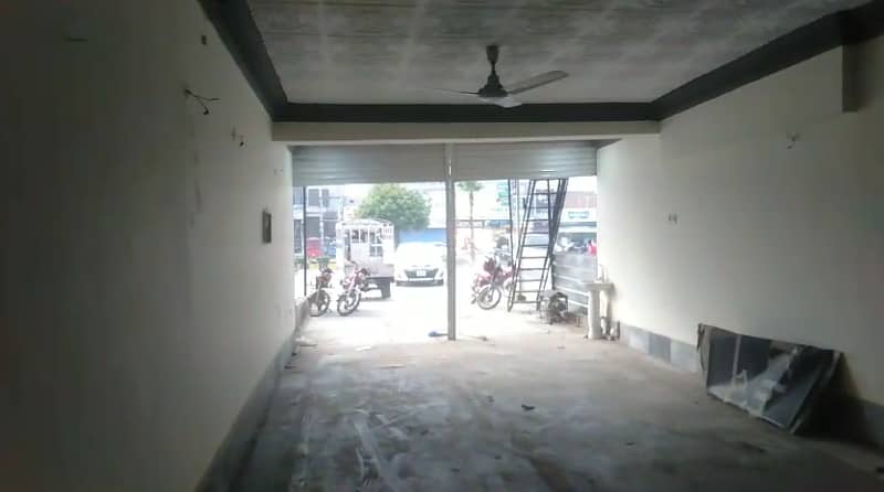 3.25 Marla building Available for rent at main Susan road best for Bakery, Salon, Car-Wash, Sweet Cream, Travel Agency, Companies 4