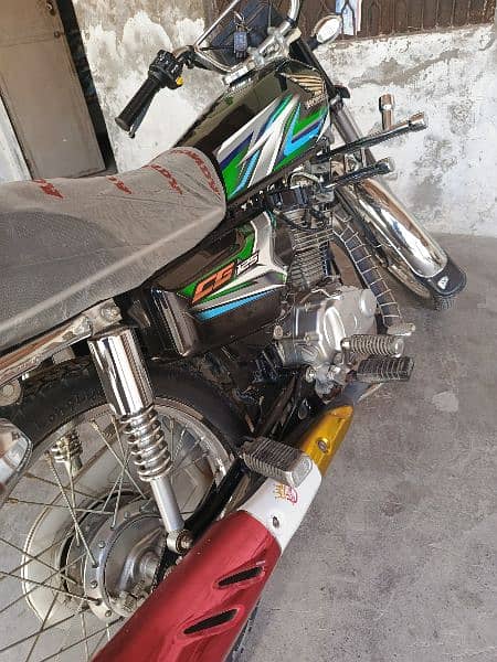 Honda 125 22/23 modal 10sa10 condition for sale only call 03000799242 10