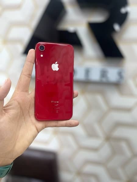 IPHONE XR 64 gb Pta approved 0