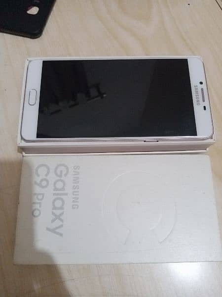 Samsung c9 pro 4