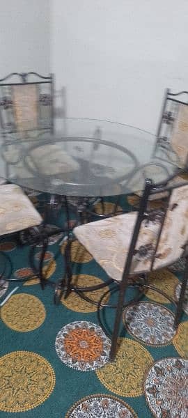 4 person iron dinning table 3