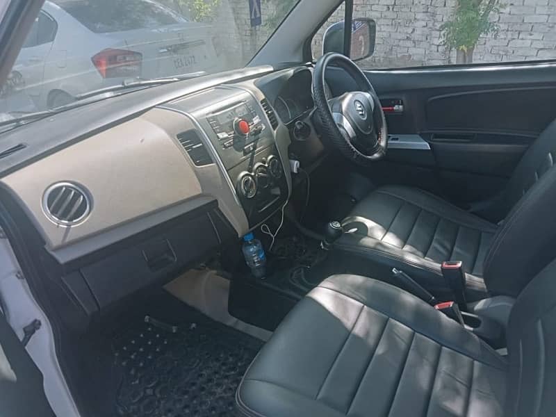 Suzuki Wagon R 2018 8