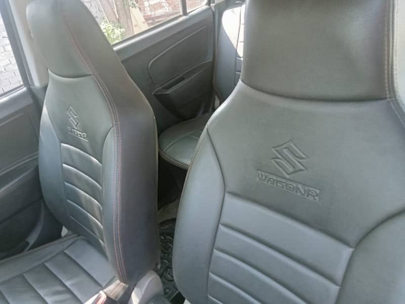 Suzuki Wagon R 2018 9