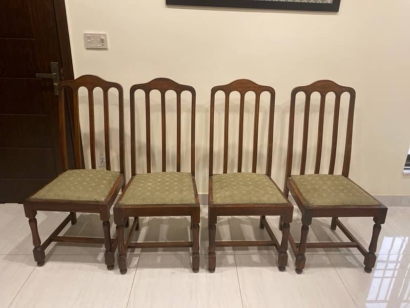 Dining Chairs 0