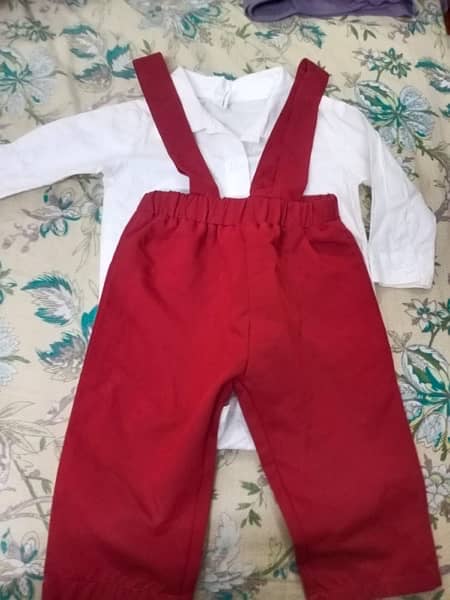 1 year baby boys dresses in a very good condition 12