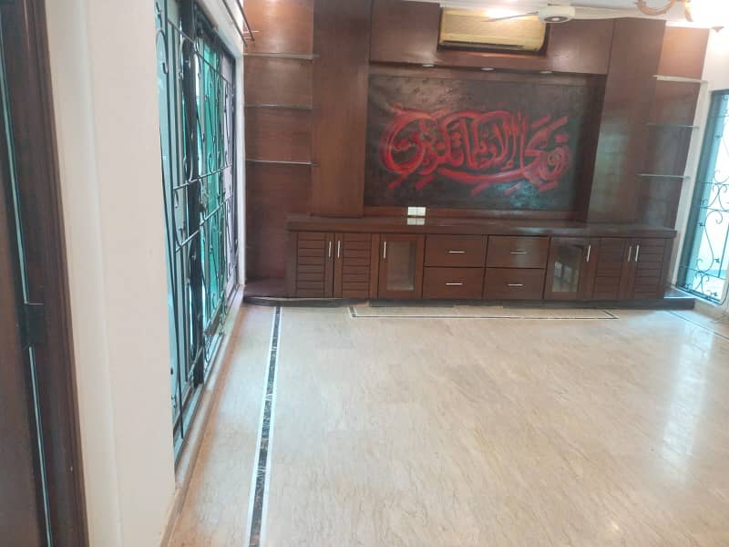 1 Kanal Modern Design Like new House for Rent in AA Block Phase 4 DHA Lahore 25