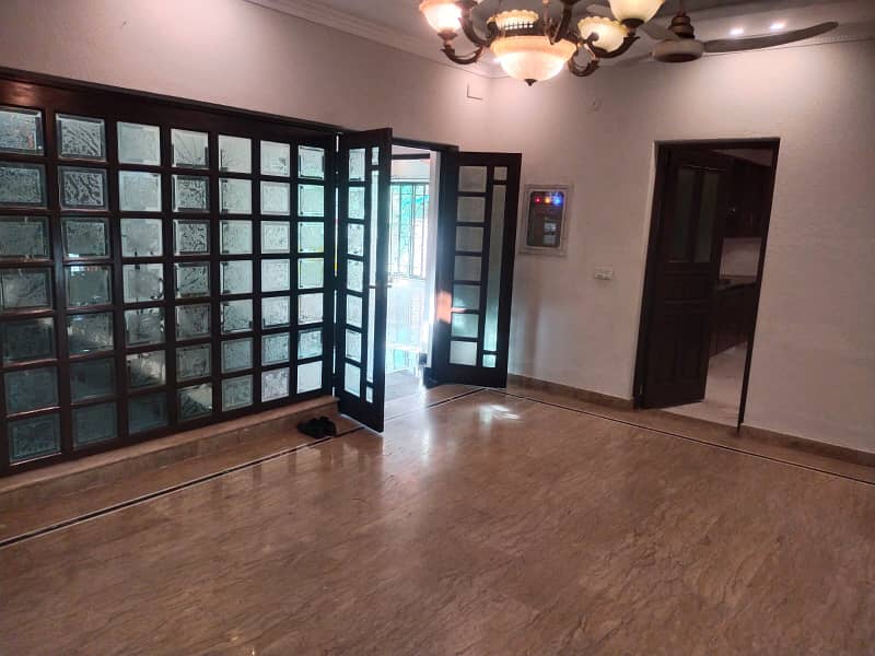 1 Kanal Modern Design Like new House for Rent in AA Block Phase 4 DHA Lahore 26