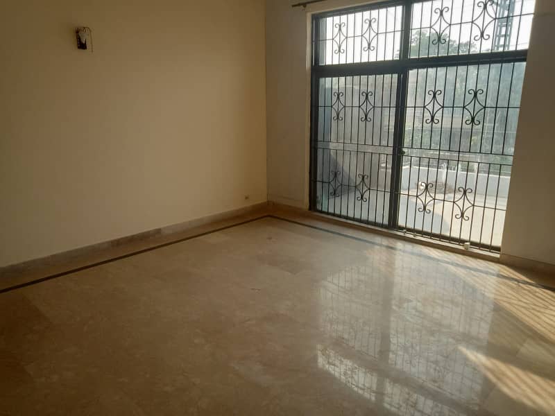 1 Kanal Beautiful House for Rent in L Block Phase 1 DHA Lahore 17