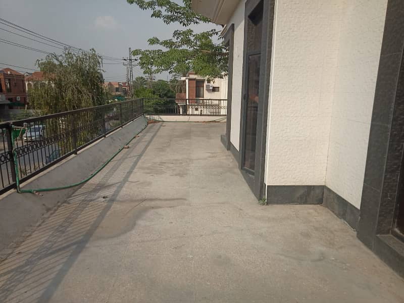 1 Kanal Beautiful House for Rent in L Block Phase 1 DHA Lahore 19