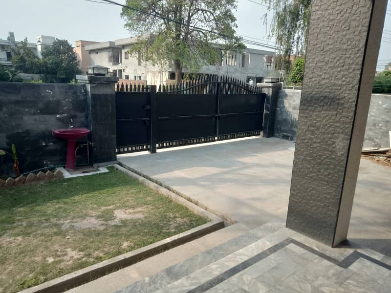 1 Kanal Beautiful House for Rent in L Block Phase 1 DHA Lahore 20