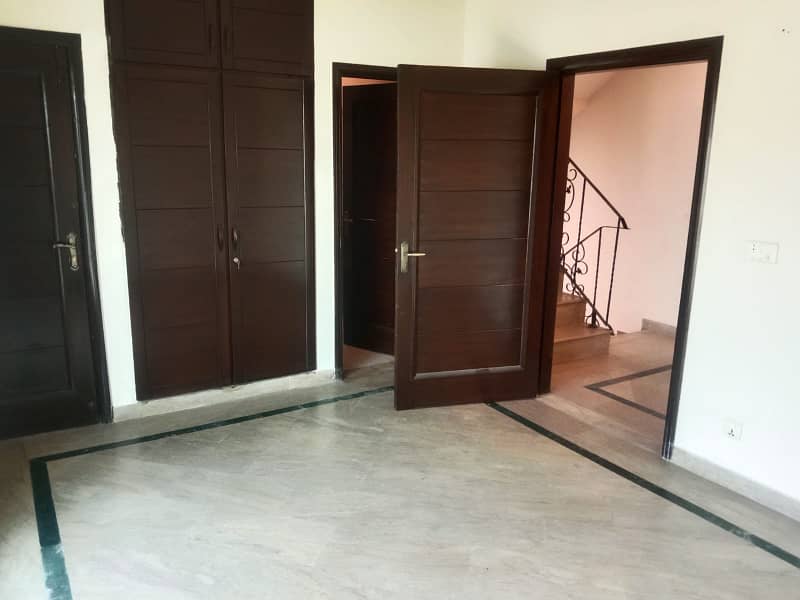 5 Marla Full House for Rent in Hot Location in D Block Phase 5 DHA Lahore 21
