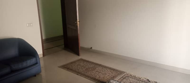 1 Kanal Upper Portion in Very Cheap Price Available for Rent in DD Block Phase 4 DHA 8
