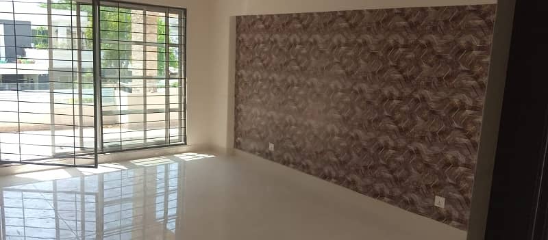 10 Marla Full House For Rent In Hot Location In A Block Phase 5 DHA Lahore 5