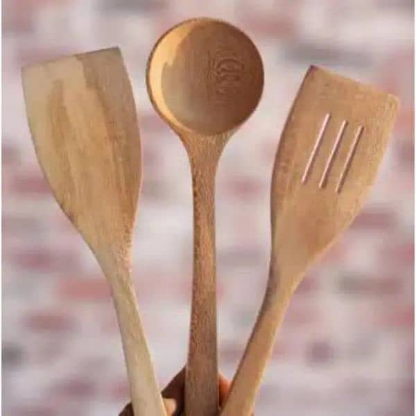 wooden eating spoon 3