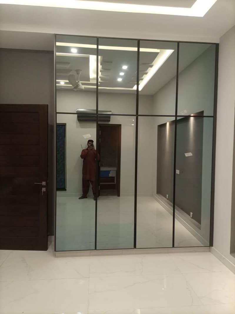 glass work/glass partition/glass door/glass cabine 9