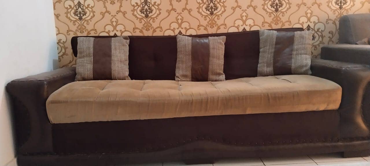 7 seater sofa (leather+velvet) 0