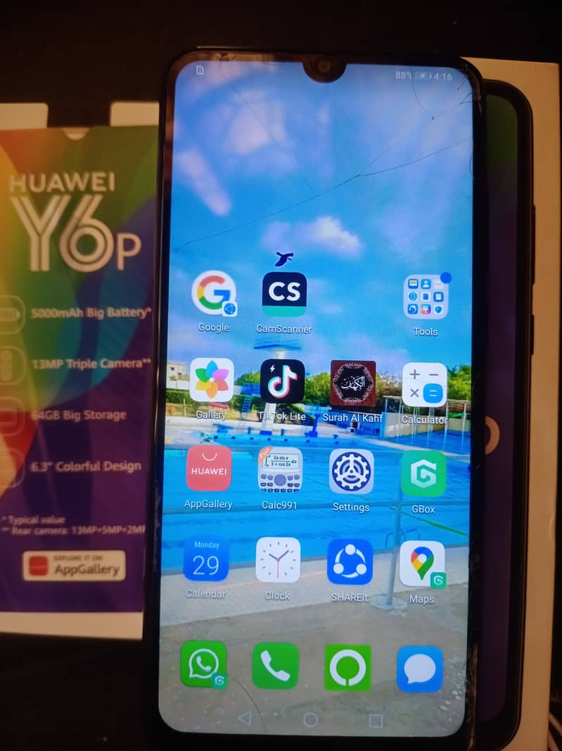 Huawei Y6p 4/64 with Box etc 0