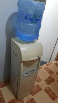Water Dispenser with freezer for home and offices