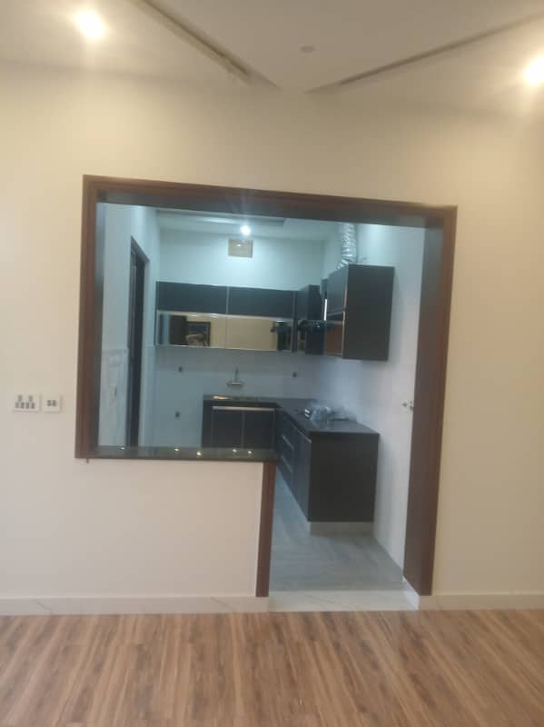 10 MARLA BRAND NEW HOUSE AVAIABLE FOR RENT 24