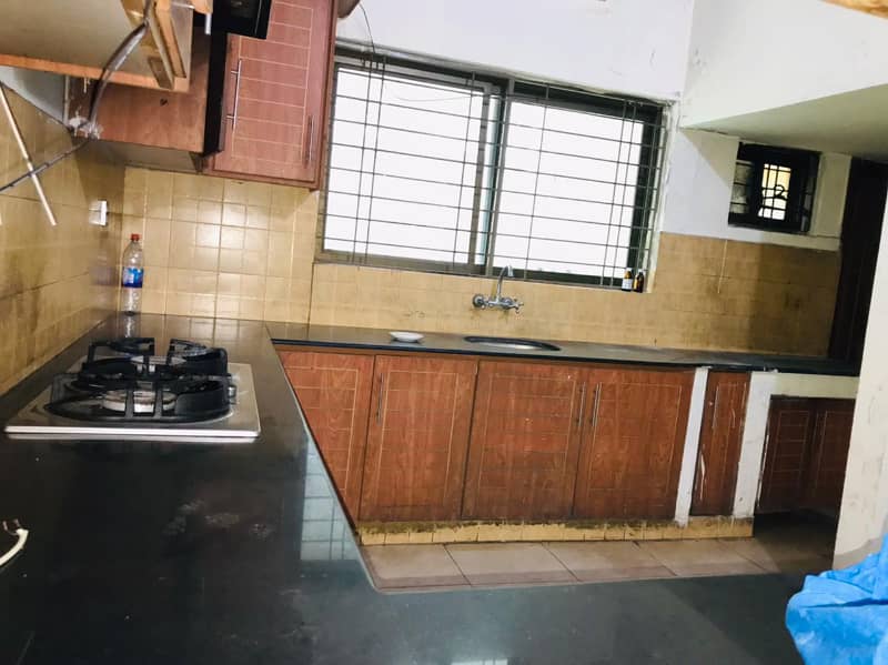 1 Kanal Double Storey House For Rent in Model Town Ext Lahore 16