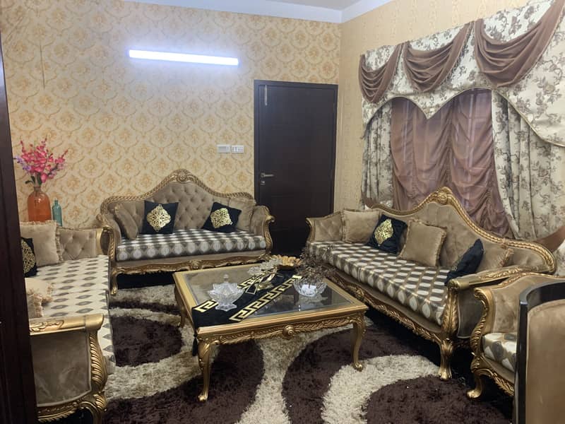 10 MARLA HOUSE FOR SALE 40 FT ROAD IN HOT LOCATION 0
