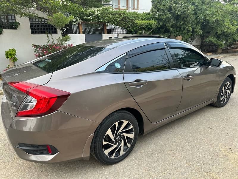 Honda Civic Vti Oriel Prosmatec UG 2017 Full Option One Hand Well Kept 3