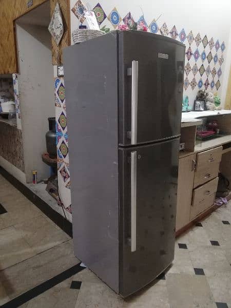 medium-sized fridge 8