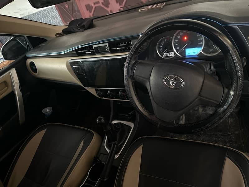 Toyota Corolla GLI 201910 5