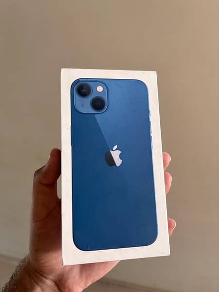 iphone 13 128 Gb Factory unlock 84 Battery health only phone and box 6