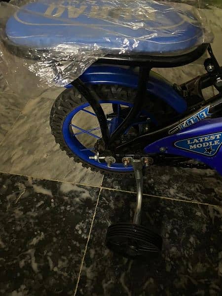 kids 12 inches cycle brand new 5