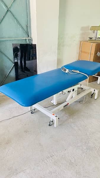Physiotherapy & Examination Couches Beds 4