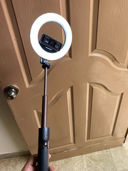 Selfie Stick & Ring Light 4