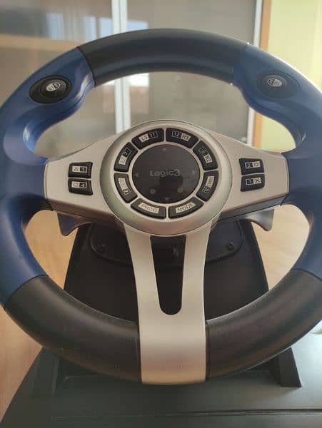 Logic3 3in1 Steering wheel 1