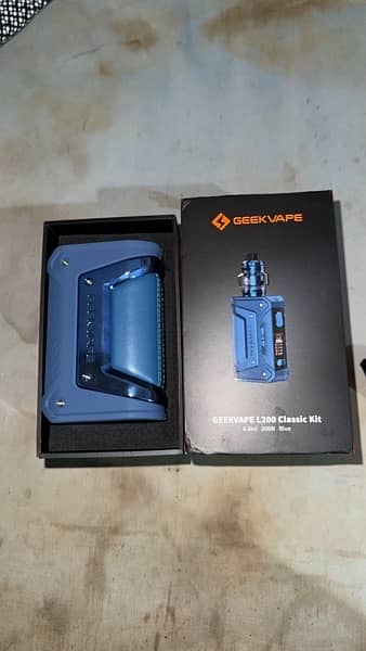 Geekvape L200 classic kit/smoke/extra coil,falvor,cell etc 0