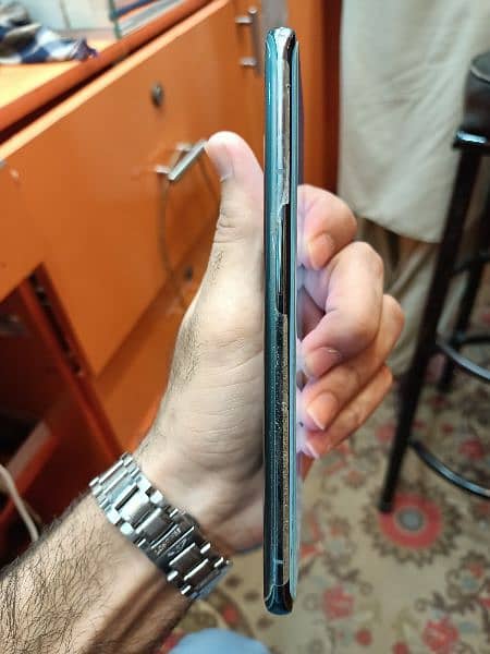 OnePlus 9 pro 5g 12/256 3