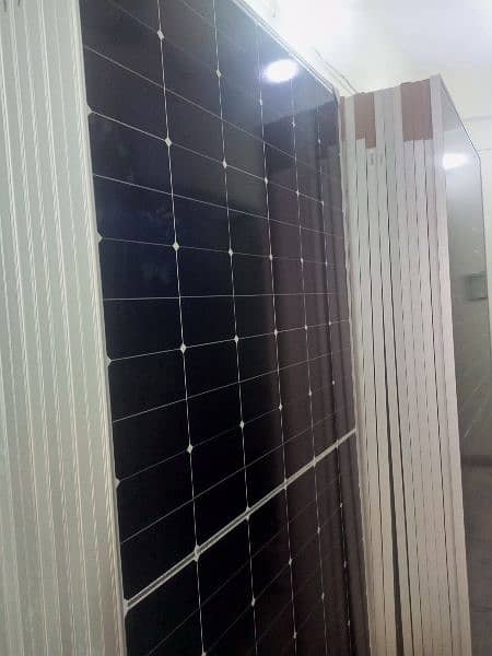 longi and jinko A grade solar panel 1