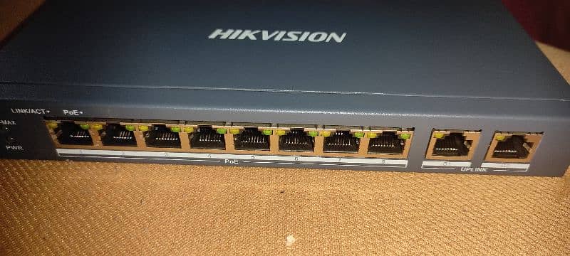 HIKVISION 8 channel Poe switch sale 0
