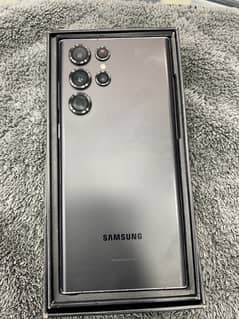 Samsung S22 ultra with box non pta