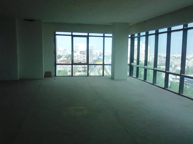 Shahrah-e-faisal 2400 Sq Ft Corporate Office Space Available For Rent 1
