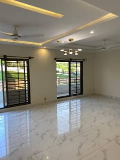 3 Bed Newly Flat For Sale In Askari 13 0